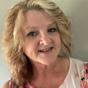 Meet your Posher, Marsha